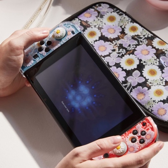 NEW| Nintendo Switch Protective Travel Case - Picture 2 of 4